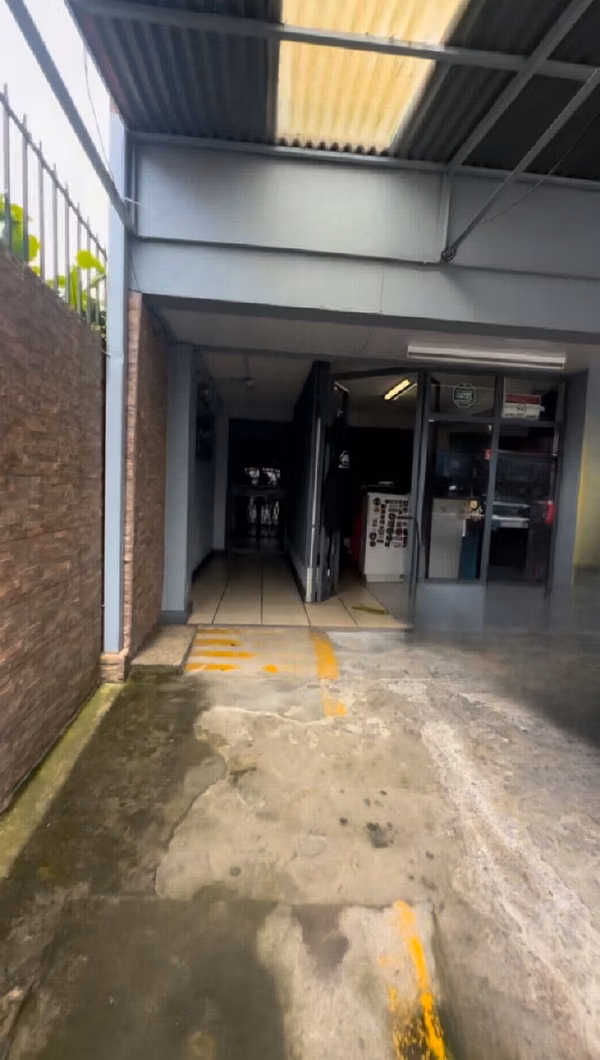 SE VENDE-Edificios en San Isidro de Coronado para inversion-VHA