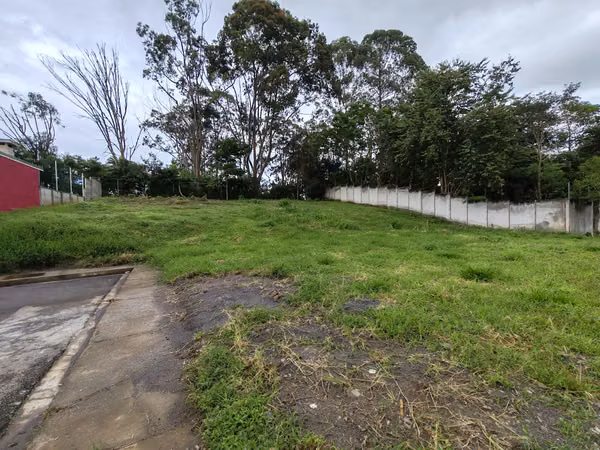 Lindo TERRENO 810 m2 EN VENTA