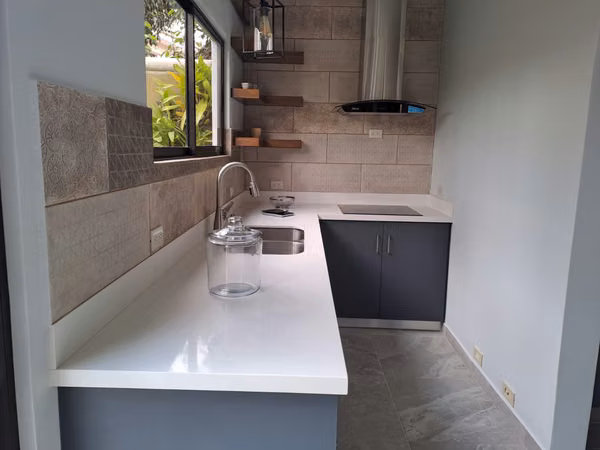 Venta casa en Condominio Lomas de Granadilla, Curridabat