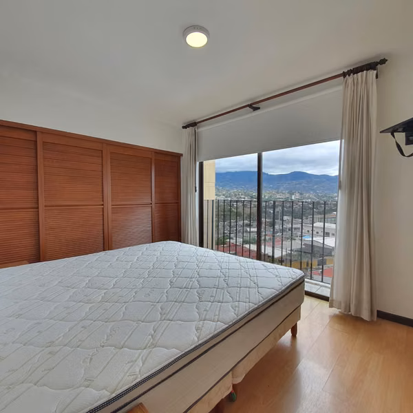 Apartamento Brisas del Oeste - Venta de inversión.