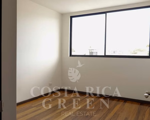 CASA EN MORAVIA CERCA DE PLAZA LINCOLN