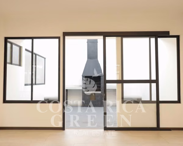 CASA EN MORAVIA CERCA DE PLAZA LINCOLN