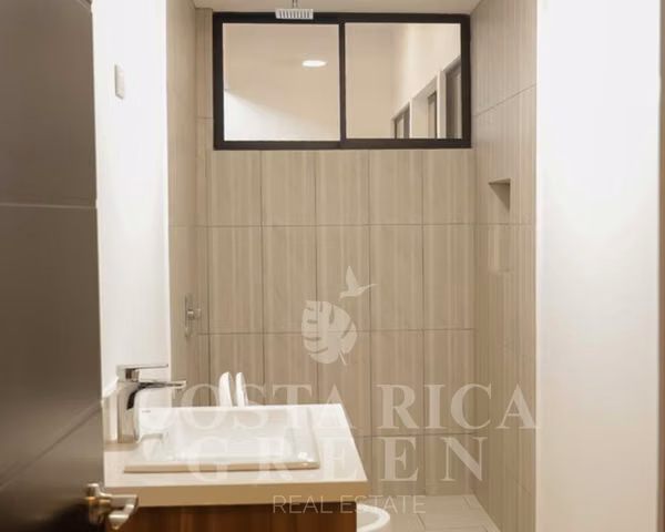 CASA EN MORAVIA CERCA DE PLAZA LINCOLN