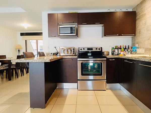  HOUSE FOR SALE — SANTA ANA, SAN JOSÉ, COSTA RICA