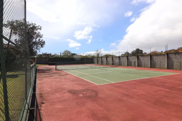 VENTA de Lote en Condominio La Hacienda en Santo Domingo Costa Rica SPM