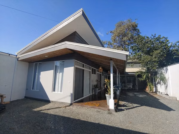 Modern 3-Bedroom Home in Bahía Ballena, Uvita