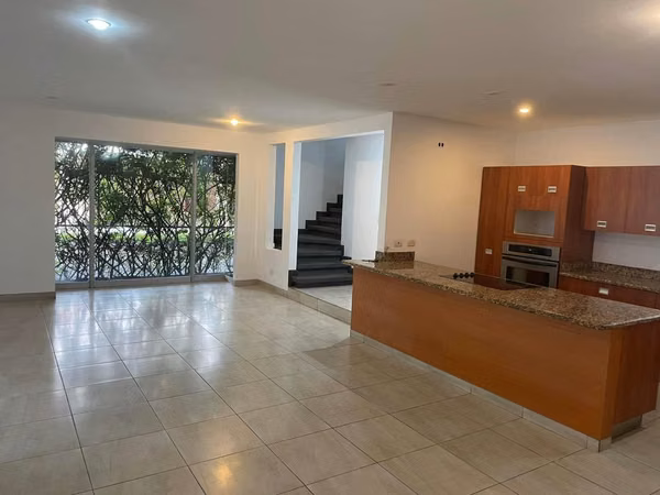 Sale of House in Condominio, Santa Ana, San José