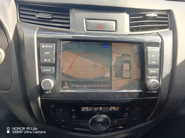 Nissan frontier np300 pro