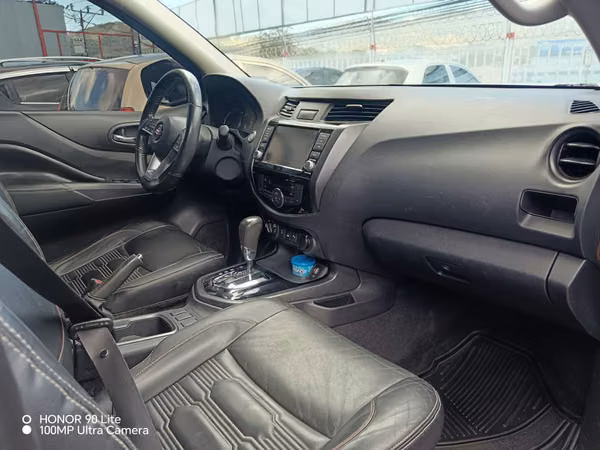 Nissan frontier np300 pro