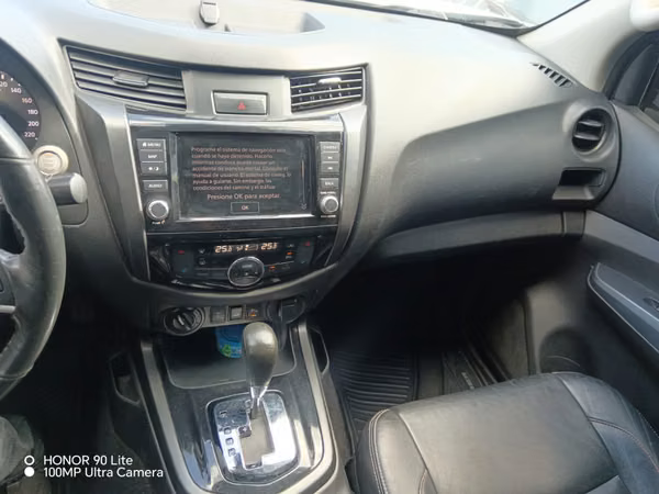 Nissan frontier np300 pro