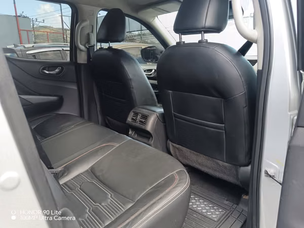 Nissan frontier np300 pro