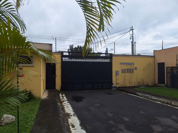 VENTA DE CONDOMINIO 3 CASAS COSTA RICA SAN JOSE CURRIDABAT.
