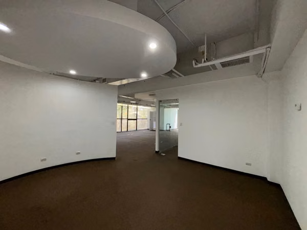 ALQUILER DE OFICINAS EN EDIFICIO CORPORATIVO - ESCAZU