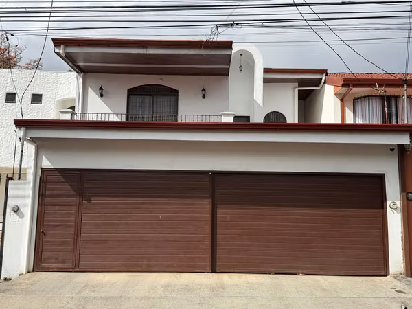 Venta de Casa Residencial Villa Adobe/San Pablo/ Heredia