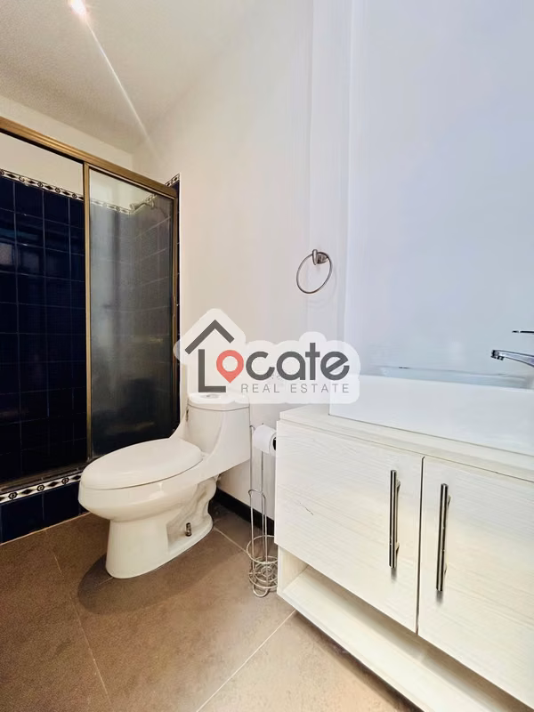 Venta de Casa amplia en Sabana Sur, 3 habitaciones más oficina!