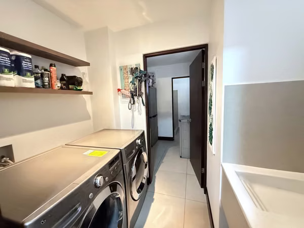 En Venta | Casa Moderna de 3 Habitaciones en Bosques del Café, Guachipelín | Amenidades y Vistas