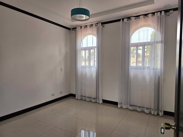 Oportunidad en Colinas de Montealegre, Curridabat, San José