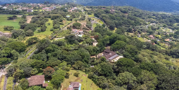 Opportunity! Villas del Arroyo 5000m2