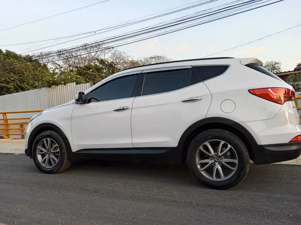 SANTA FE 2013 4x4 2,200 cc