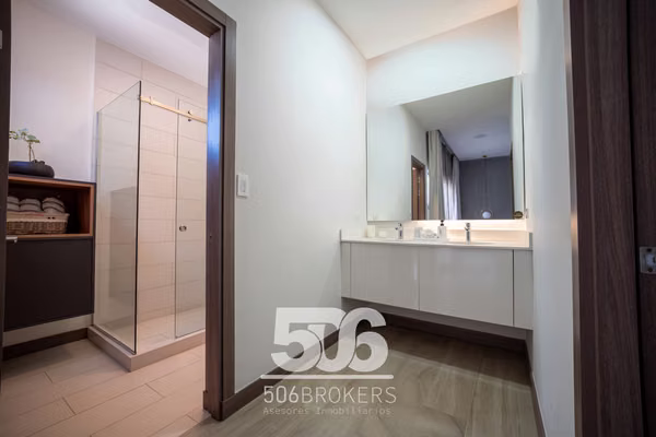 Casa Nueva en Santa Ana | 3 Habitaciones | 3 Parqueos | Financiamiento 90%