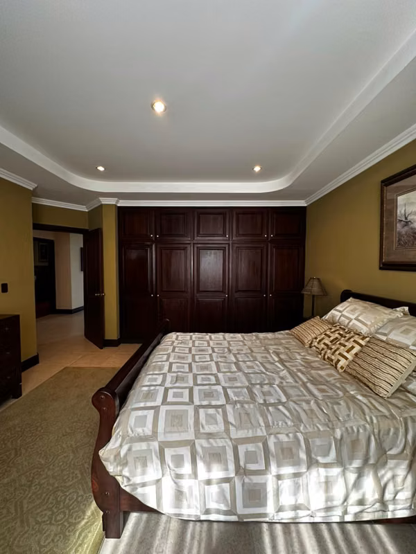 EXCLUSIVO APARTAMENTO EN VENTA – CONDOMINIO EN JABONCILLOS DE ESCAZÚ