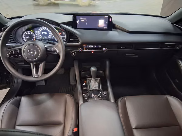 MAZDA 3 SEDAN HATCHBACK AÑO 2025