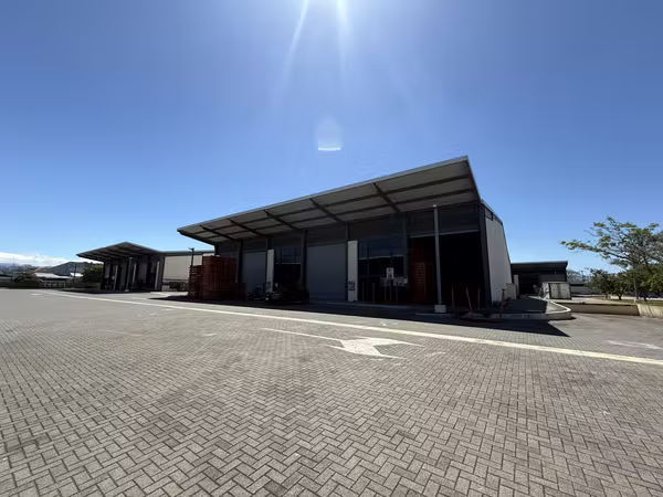 SE ALQUILA BODEGA EN EL COYOL/CIRUELA DE ALAJUELA (Disponible para entrega inmediata)