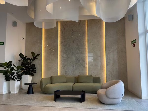 Venta, Elegante y Exclusivo Apartamento de 2 Habitaciones, 2 Baños en Rohrmoser ID25949