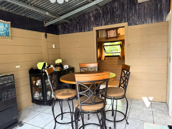 Casa de 2 Habitaciones en Venta Tuis Turrialba - Lista Para Vivir