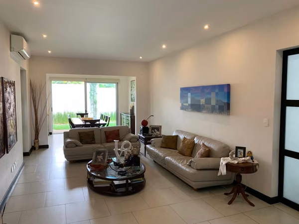 Venta de Casa en Santa Ana, Lindora