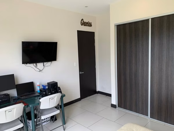 Venta de Casa en Santa Ana, Lindora