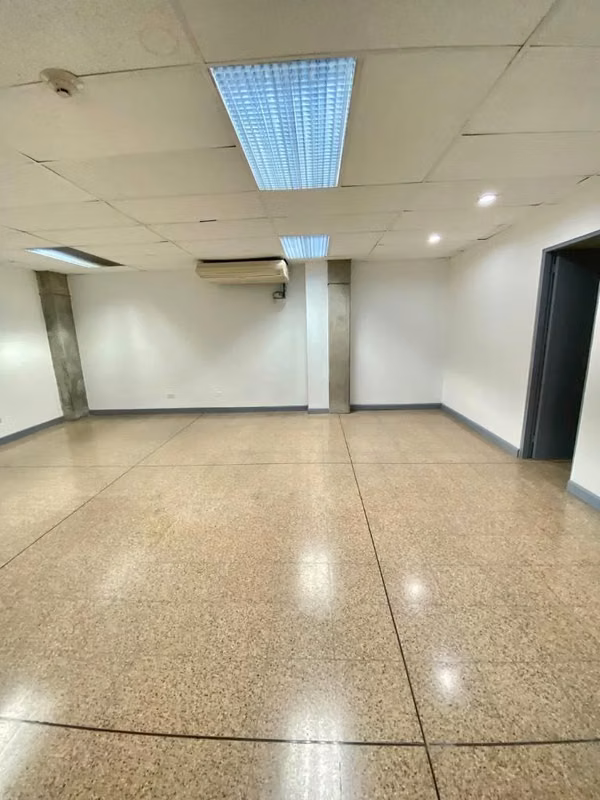 Sabana  Oficinas /,| Locales Comerciales en Alquiler