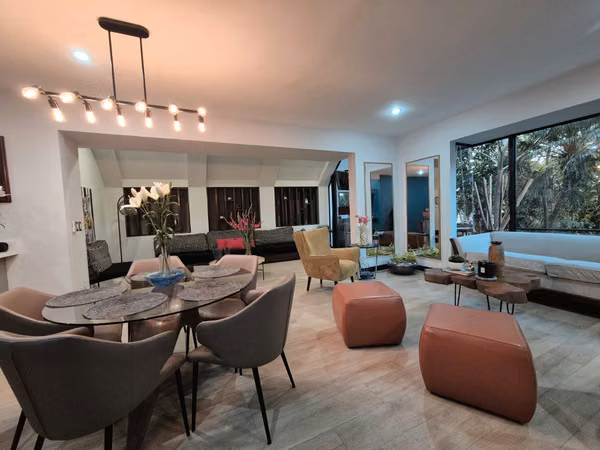 VENTA¡¡  SANTA ANA CASA ESQUINERA EN CONDOMINIO  3HAB/ SALA DE TV / TERRAZA