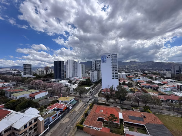 Alquiler de Apartamento a Estrenar en Babylon piso 16