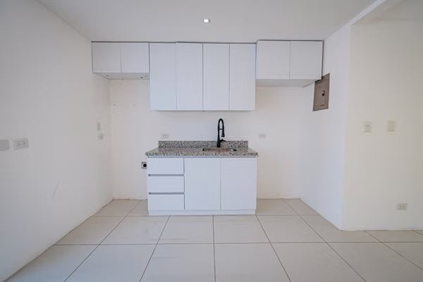 OPORTUNIDAD PARA INVERSIONISTAS: Venta de Complejo de 7 Apartamentos en Ayarco Sur SP
