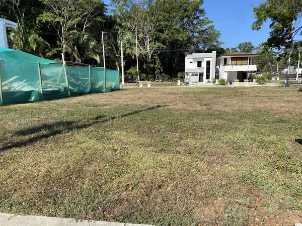 Lote en Condominio Praia Jacó | 160 m² con amenidades