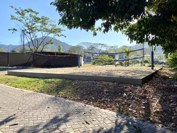 Lote en Condominio Praia Jacó | 160 m² con amenidades