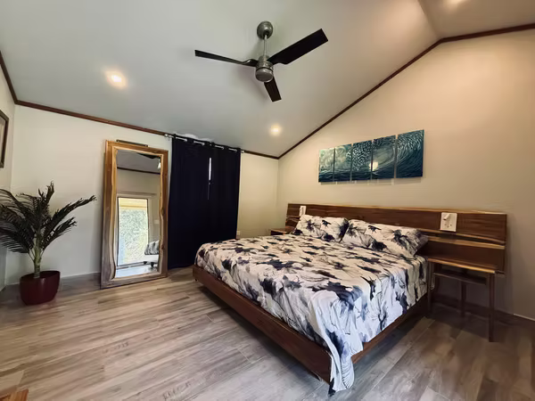 San Juanillo | Casa Ideal para Inversión | Piscina, 2Beds / 1Bath  | Cerca al Mar  | Terreno Plano