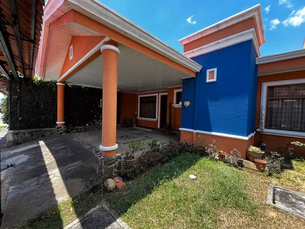 Casa en Venta San Pablo de Heredia | 1 Planta | 3 Habitaciones | Residencial con Seguridad