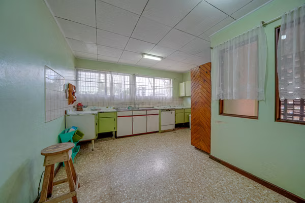 Se alquila o vende casa espaciosa Curridabat, residencia o comercio SSD