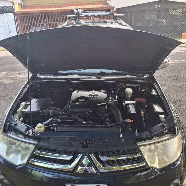 MITSUBISHI MONTERO SPORT 2014 MANUAL 4X2 DIESEL