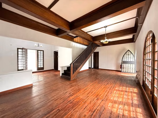 Alquiler Casa en Barrio Escalante, esquinera (uso residencial o comercial)