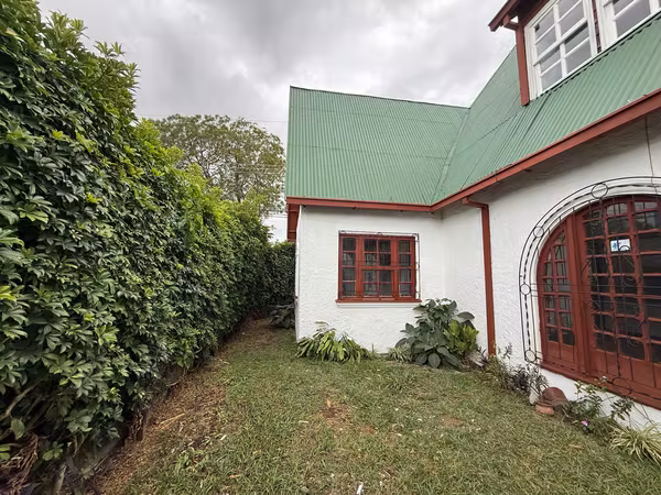 Alquiler Casa en Barrio Escalante, esquinera (uso residencial o comercial)