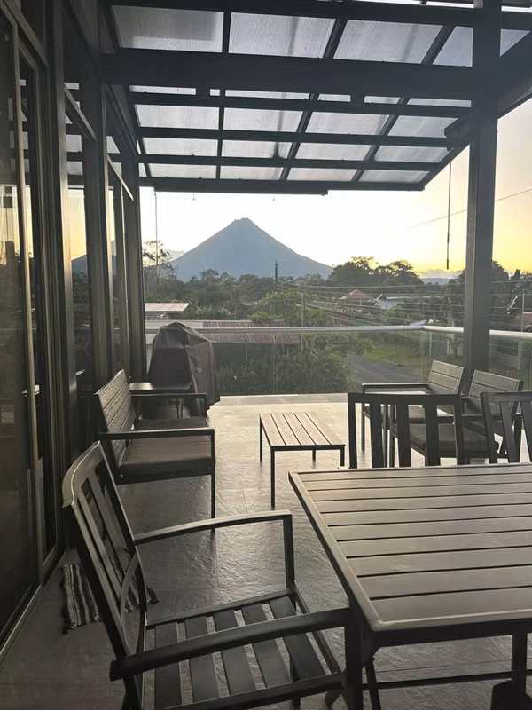 CASA TURÍSTICA EN VENTA LA FORTUNA ALAJUELA JV539