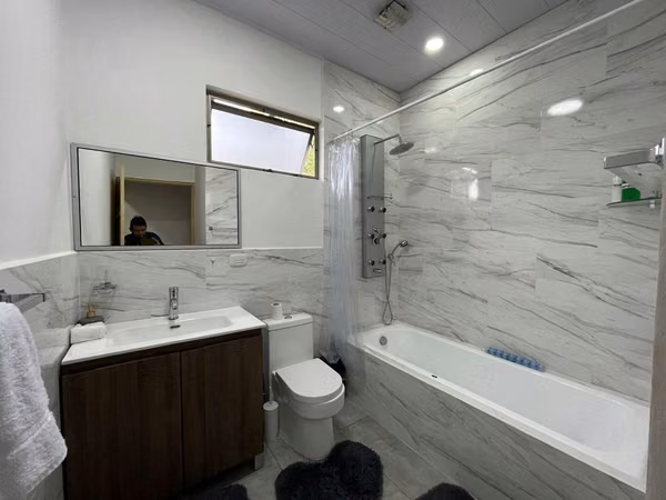 CASA TURÍSTICA EN VENTA LA FORTUNA ALAJUELA JV539