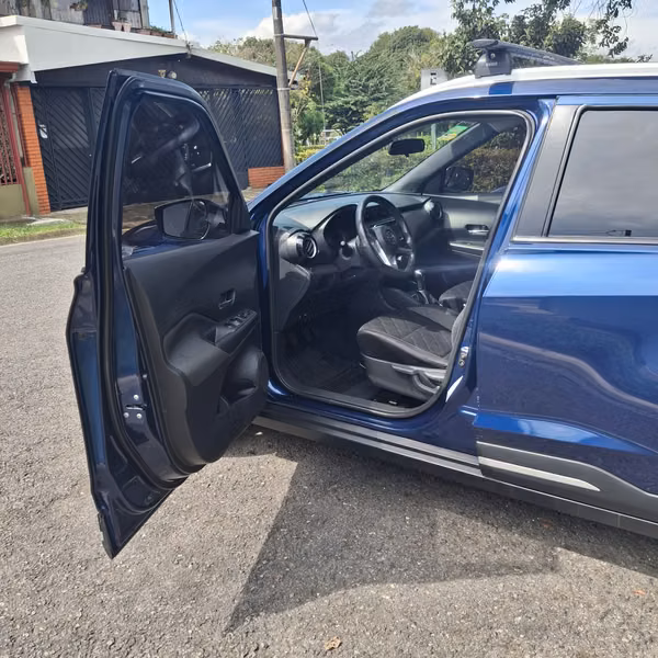 NISSAN KICKS 2017 MANUAL
