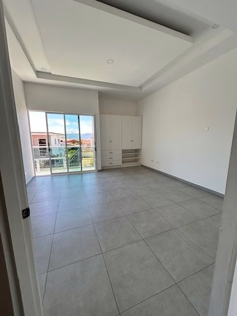 VENTA DE CASA EN SAN RAFAEL ABAJO, HEREDIA