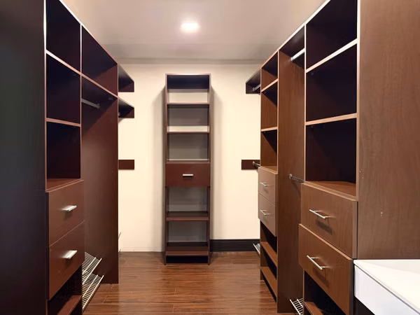 Venta de amplio apartamento en Brasil de Mora – Santa Ana
