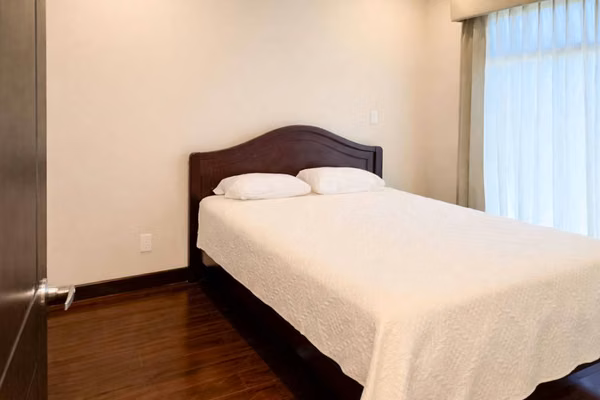 Venta de amplio apartamento en Brasil de Mora – Santa Ana