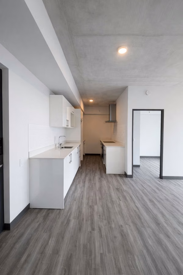 SE VENDE APART 2 HABTS 1 PARQUEO PISO 25  SECRT Sabana FV
